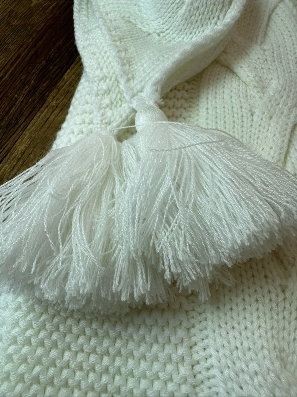 UGG Cream Cable Knit Tassel Throw